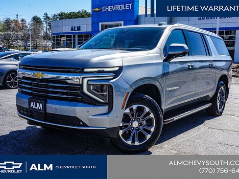 New 2026 Chevrolet Suburban LT w/ Comfort Package RWD image 3