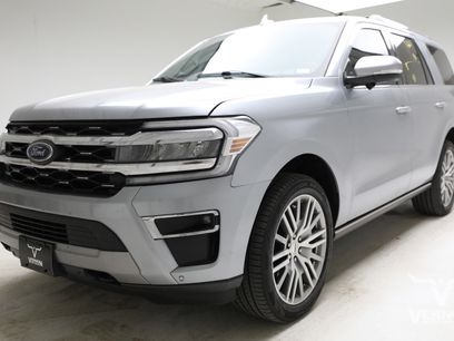Used 2023 Ford Expedition Limited