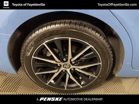 Used 2024 Toyota Camry SE image 10