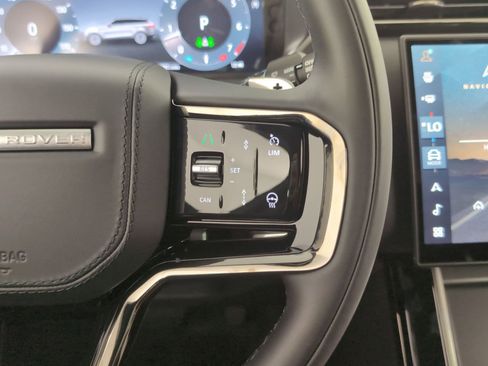 Used 2026 Land Rover Range Rover Velar S image 16