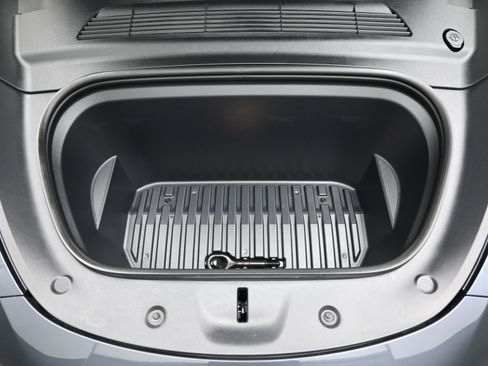 Used 2022 Tesla Model Y Performance image 7