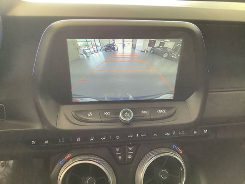 Used 2016 Chevrolet Camaro LT RWD image 26