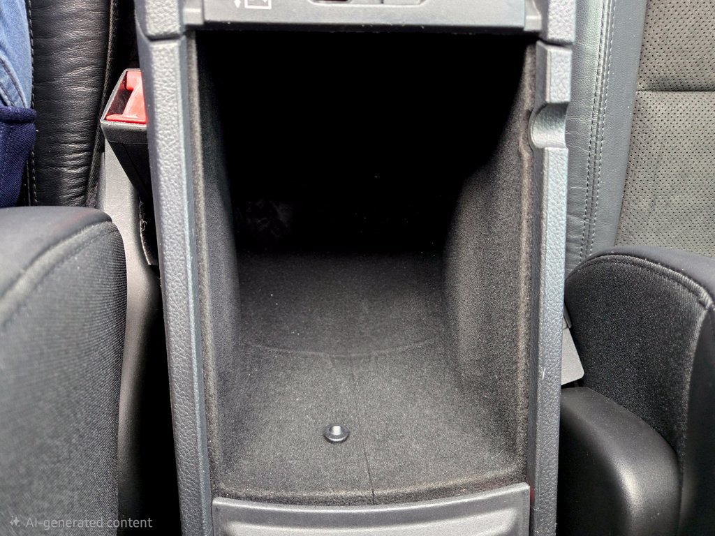 Used 2019 Jeep Grand Cherokee Altitude RWD image 34