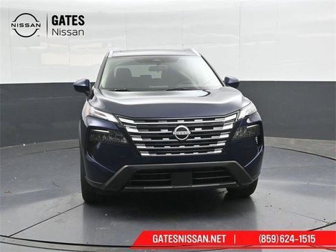 New 2026 Nissan Rogue SV w/ SV Premium Package image 5