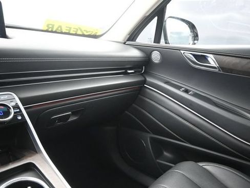 Used 2024 Genesis GV80 2.5T AWD/4WD image 39