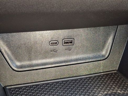Certified 2025 Chevrolet Equinox LT FWD image 25