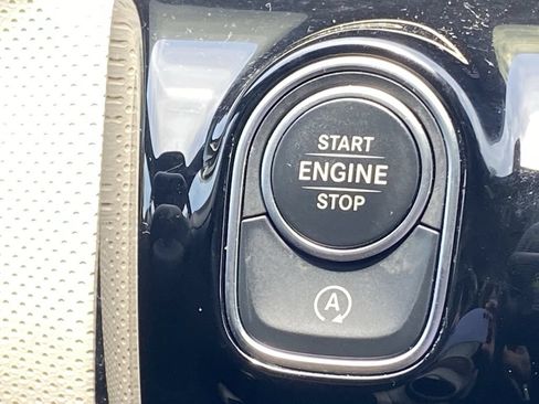 Certified 2022 Mercedes-Benz A 220 4MATIC image 13