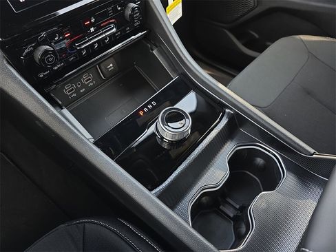 New 2026 Jeep Grand Cherokee Laredo X image 26