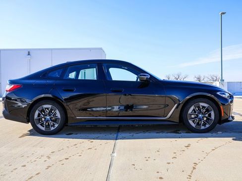Used 2023 BMW i4 eDrive35 image 4