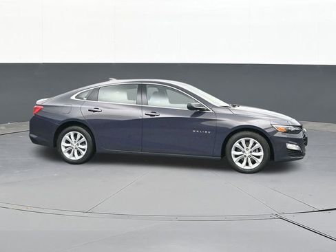 Used 2025 Chevrolet Malibu LT image 18