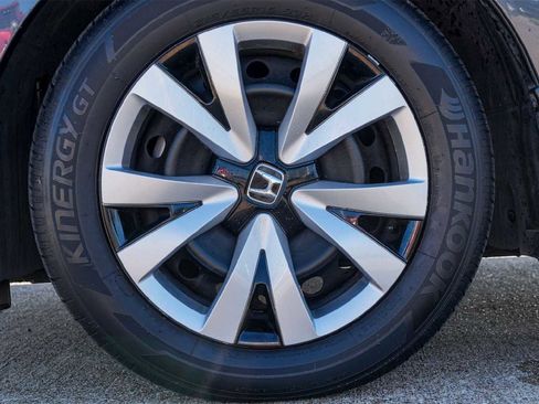 Certified 2024 Honda Civic LX image 8