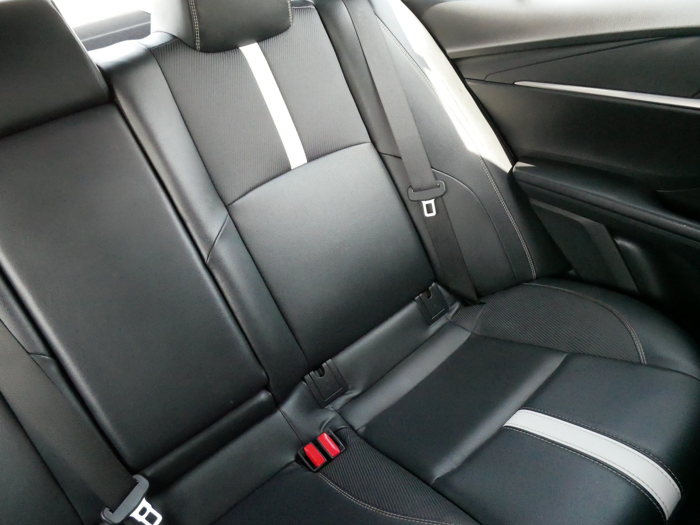 Certified 2025 Toyota Camry SE FWD image 14