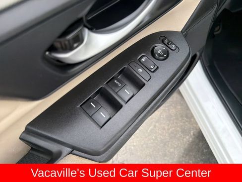 Used 2021 Honda CR-V LX image 11