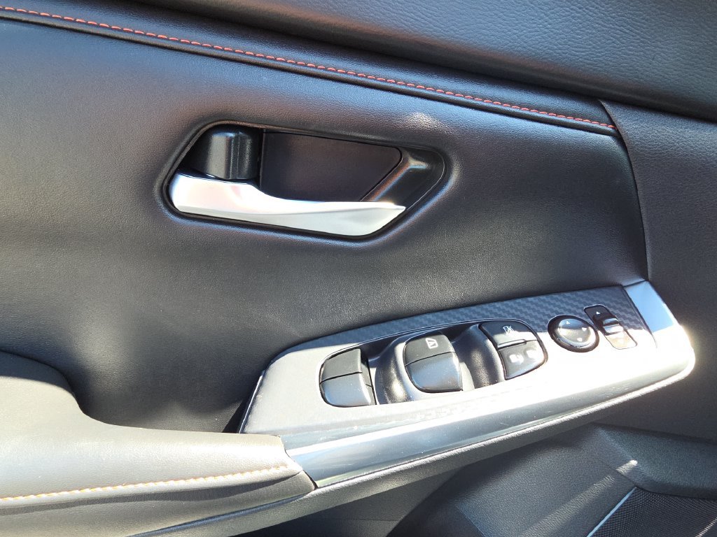 Used 2024 Nissan Sentra SR w/ SR Premium Package FWD image 13