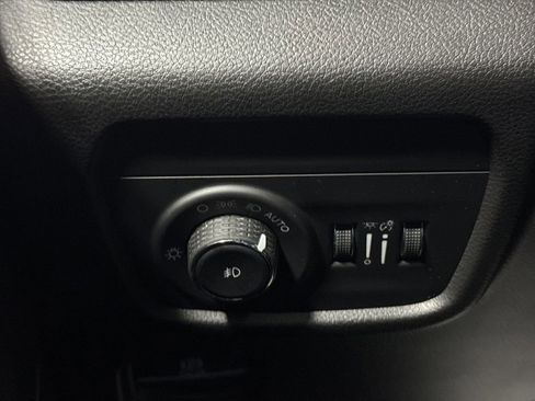 New 2025 Jeep Grand Cherokee Limited w/ Luxury Tech Group II image 20