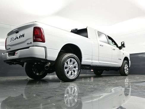New 2026 RAM 2500 Laramie AWD/4WD image 66