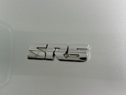 Used 2016 Toyota 4Runner SR5 Premium image 15