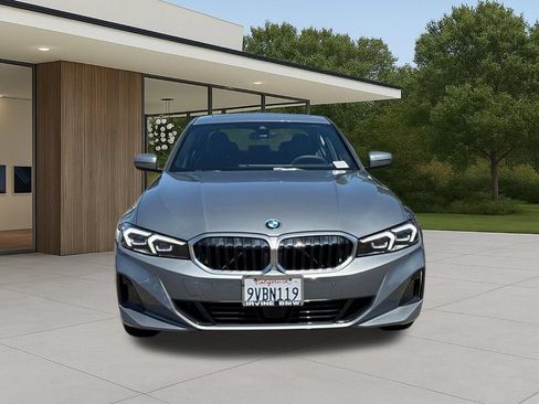 Used 2026 BMW 330i Sedan w/ Premium Package RWD image 4