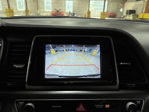 Used 2018 Hyundai Sonata Limited w/ Cargo Package FWD image 25