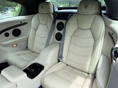 Used 2018 Maserati GranTurismo Sport RWD image 34