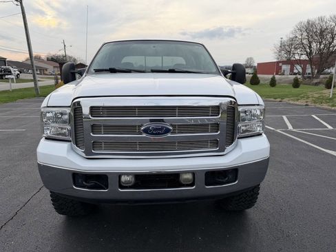 Used 2005 Ford F250 Lariat image 10