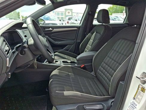 Certified 2024 Volkswagen Jetta Sport FWD image 17