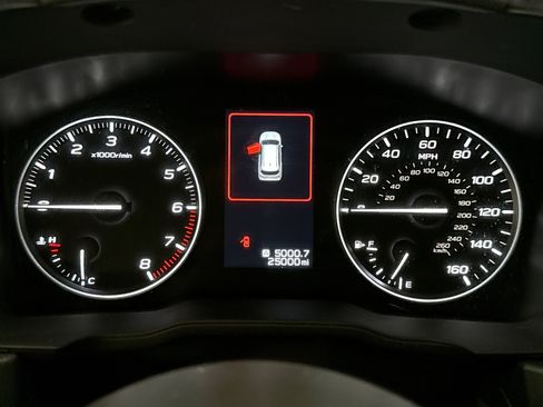 Used 2025 Subaru Forester Limited AWD/4WD image 10