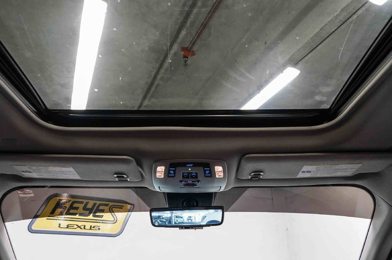 Used 2021 Toyota Sienna Limited FWD image 16