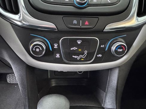 Certified 2024 Chevrolet Equinox LS w/ Driver Confidence II Package AWD/4WD image 18