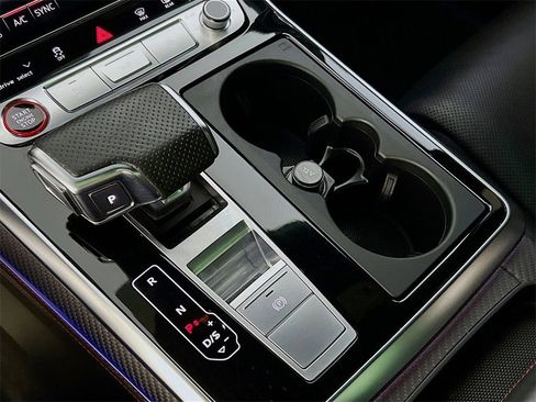 Used 2023 Audi RS Q8 4.0T image 19