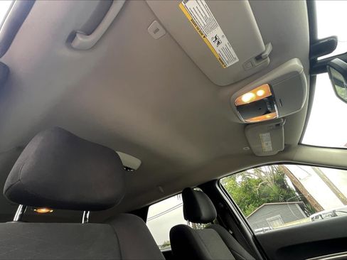 Used 2020 Dodge Durango SXT w/ 3rd Row Seating Group image 22