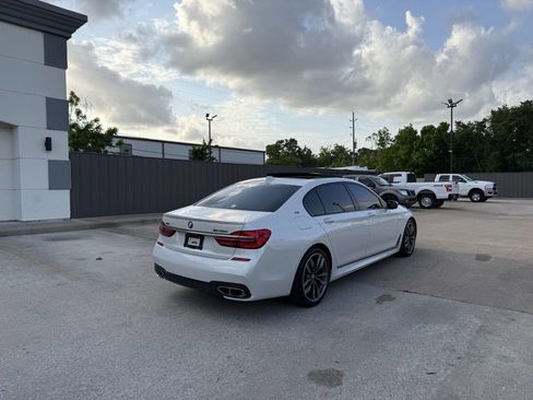 Used 2018 BMW M760i xDrive AWD/4WD image 5