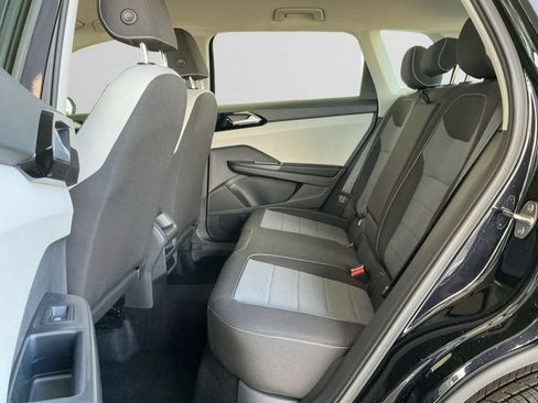 Certified 2025 Volkswagen Taos S AWD/4WD image 13