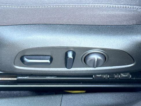 Used 2023 Chevrolet Malibu LT FWD image 14