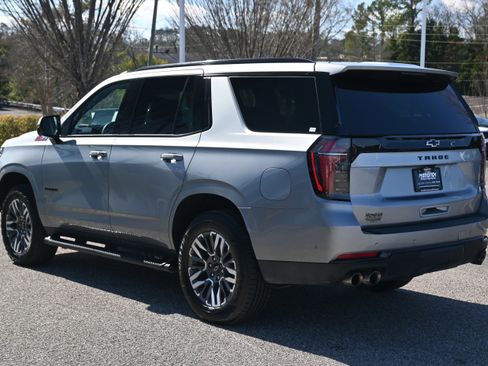 Certified 2025 Chevrolet Tahoe Z71 image 12