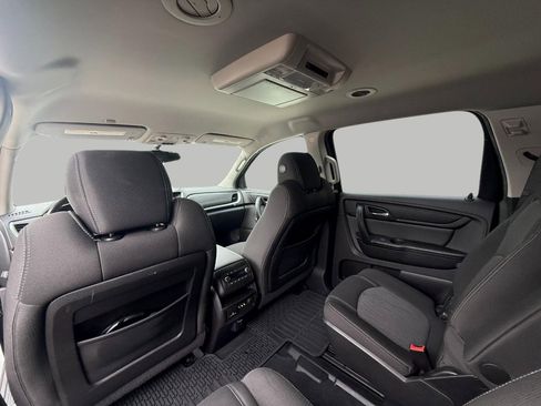Used 2016 Chevrolet Traverse LT w/ Traveler's Package FWD image 29