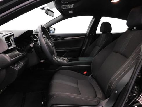 Used 2018 Honda Civic Sport image 13