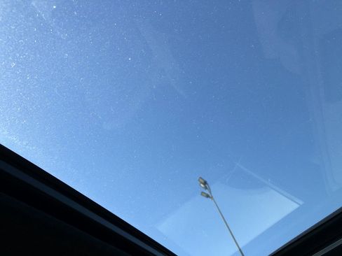 Used 2025 Subaru Forester Premium image 24