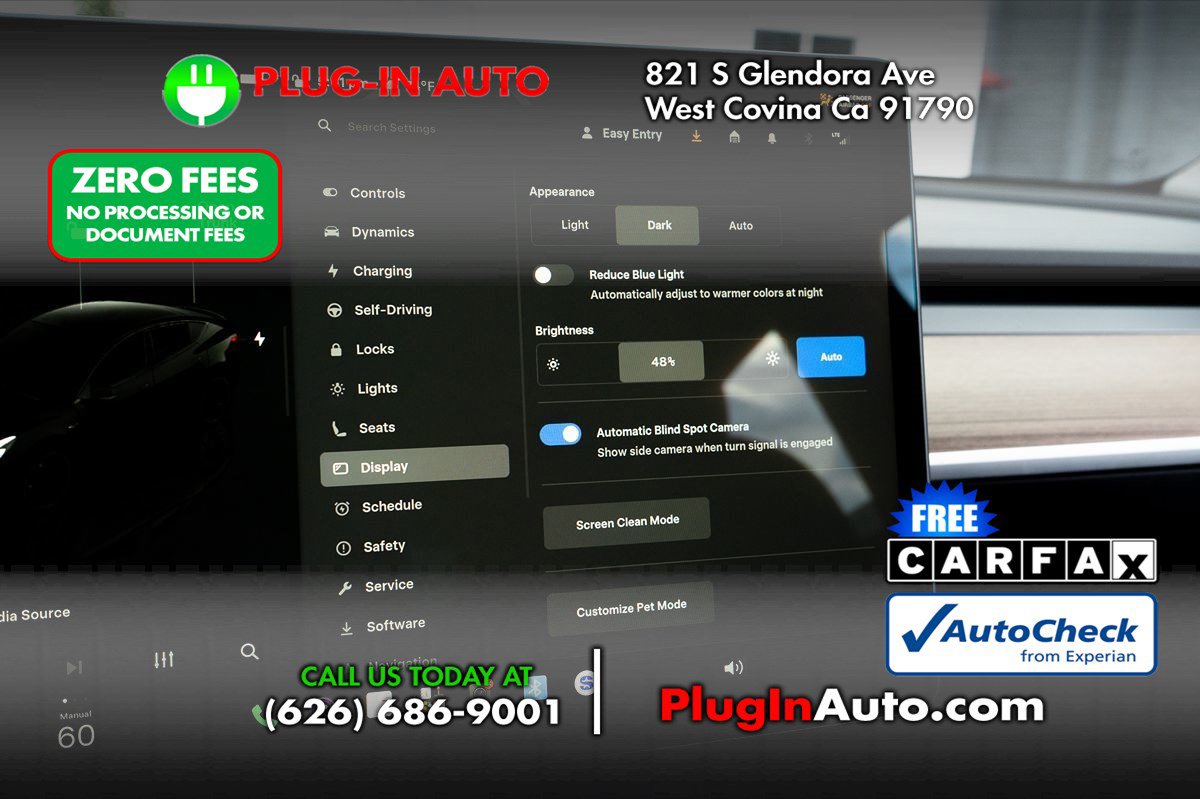 Used 2023 Tesla Model Y Performance AWD/4WD image 30