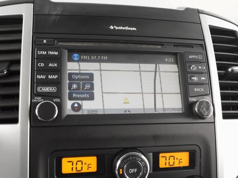 Used 2015 Nissan Frontier PRO-4X image 22