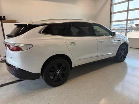 Used 2023 Buick Enclave Essence w/ Experience Buick Package AWD/4WD image 10