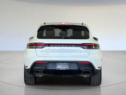 Certified 2026 Porsche Macan AWD/4WD image 7