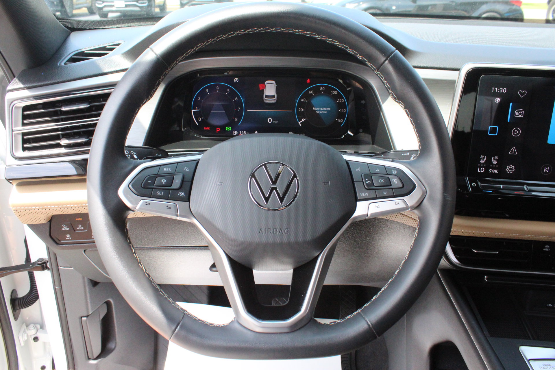 Used 2024 Volkswagen Atlas Cross Sport SE FWD image 15