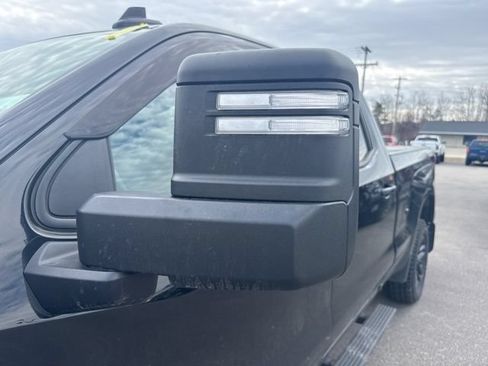 Used 2021 Chevrolet Silverado 1500 LT Trail Boss w/ Convenience Package II AWD/4WD image 5