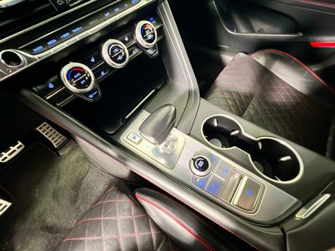 Used 2020 Genesis G70 3.3T w/ Sport Package image 26