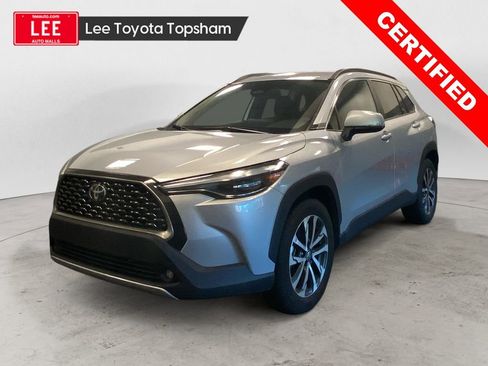 Certified 2024 Toyota Corolla Cross XLE image 1