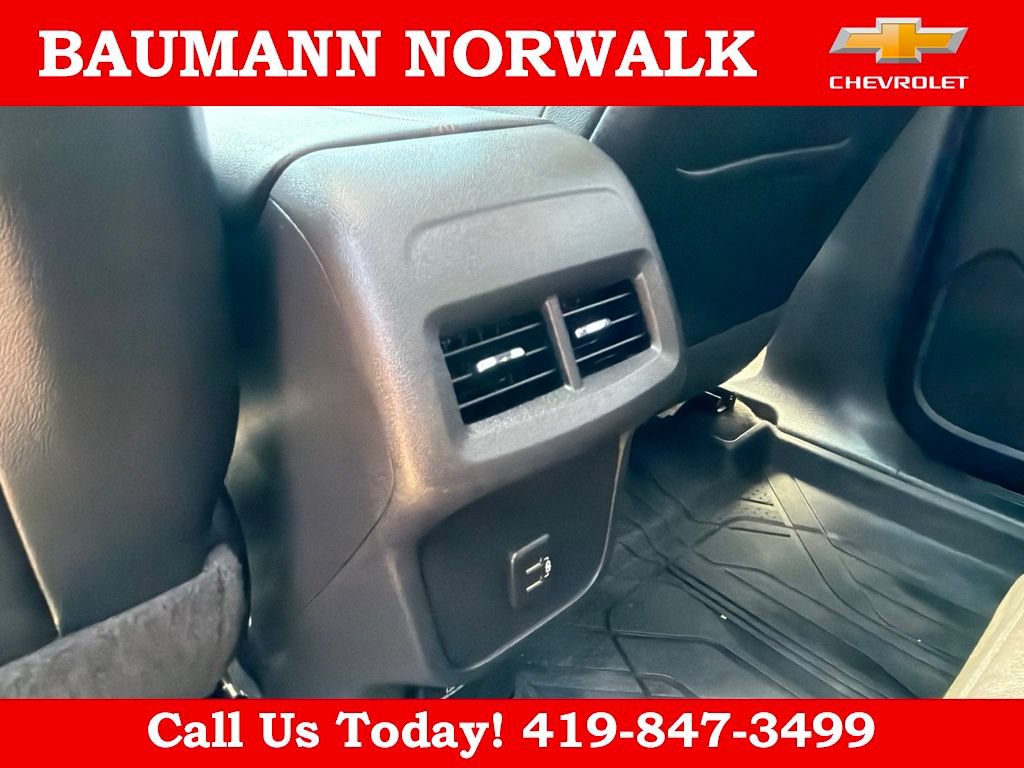 Used 2023 Chevrolet Equinox RS w/ RS Leather Package AWD/4WD image 44