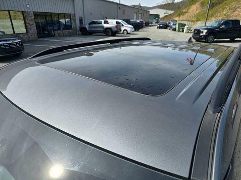 Used 2023 Ford Explorer ST w/ Equipment Group 401A image 15