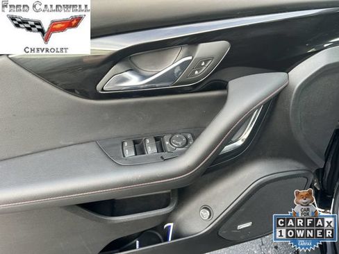 Used 2025 Chevrolet Blazer RS FWD image 28