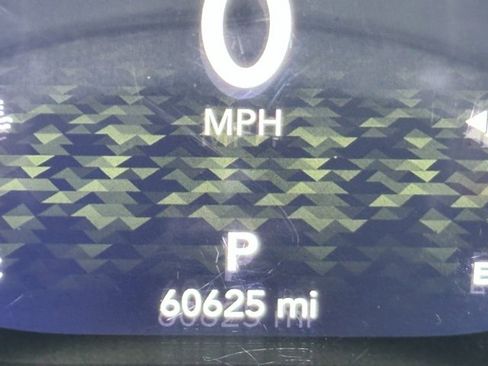 Used 2020 Jeep Gladiator Overland image 19